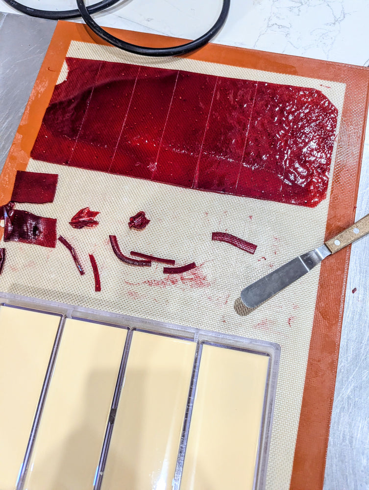 
                  
                    40% Sakura Blossom & Raspberry White Chocolate
                  
                